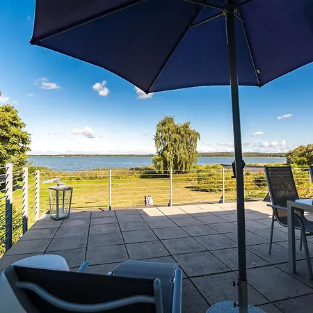 Haus Am Schmollensee App 7h * Sellin